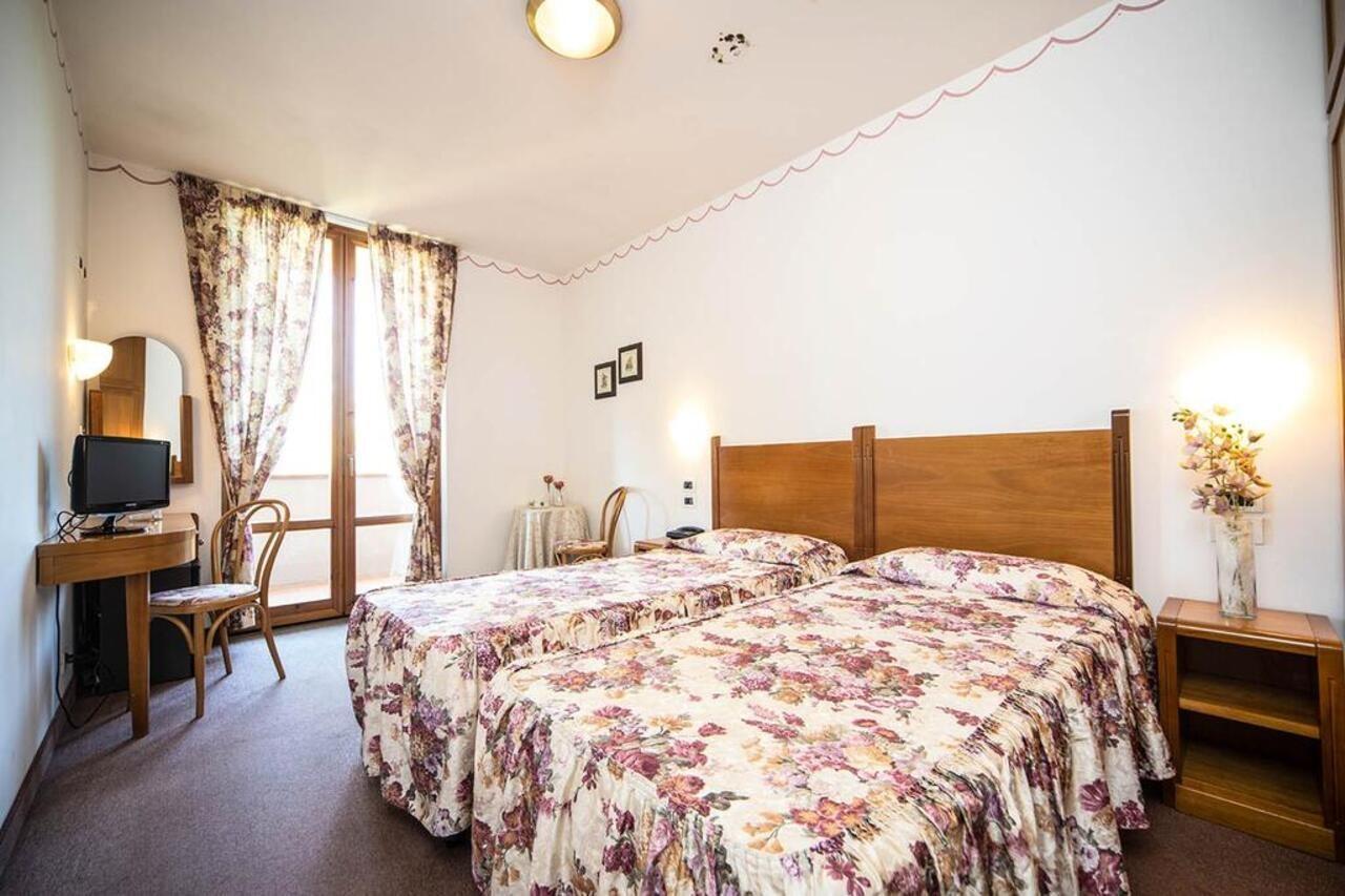 Hotel Ristorante Farneta Κορτόνα Εξωτερικό φωτογραφία