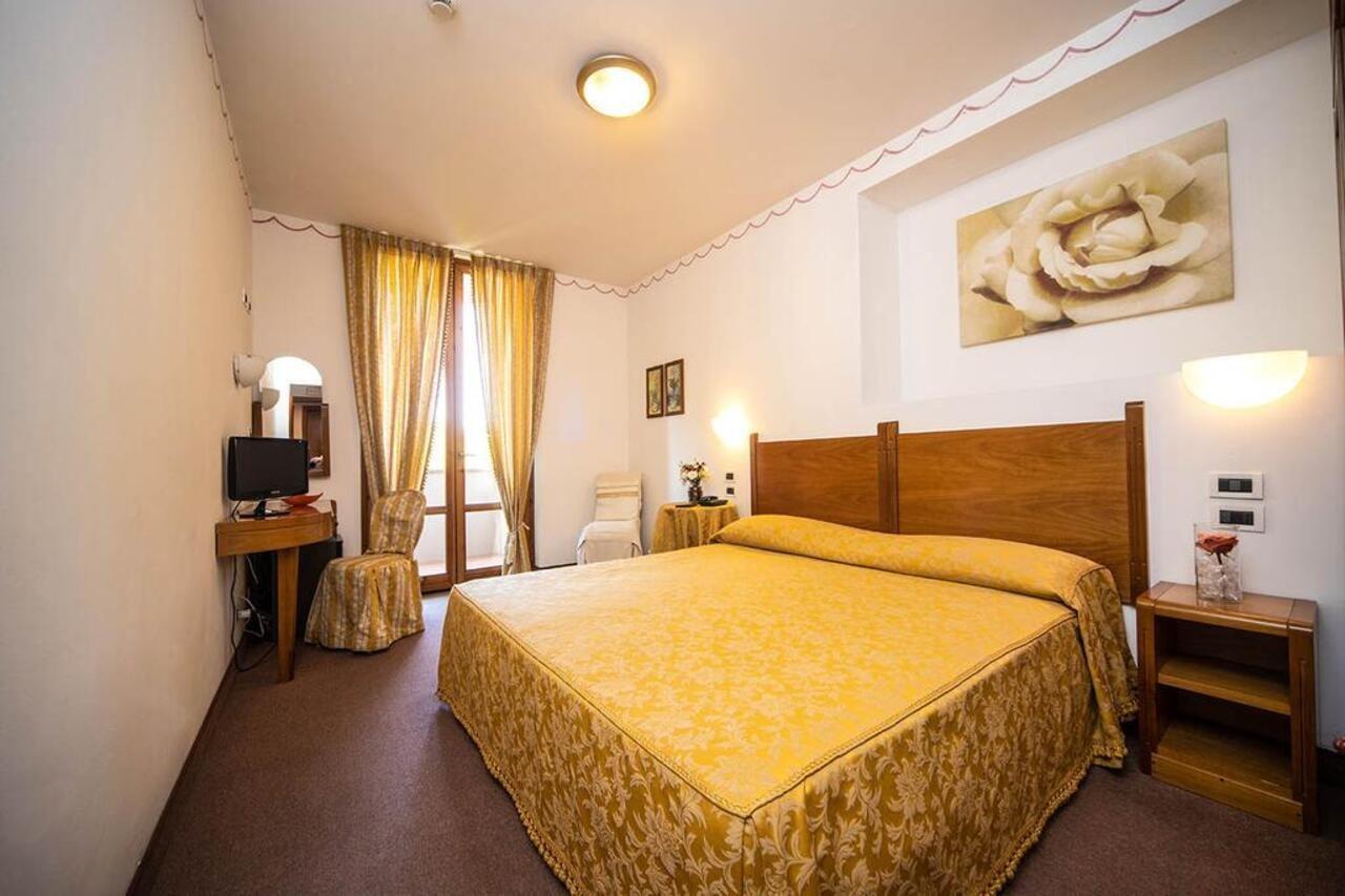 Hotel Ristorante Farneta Κορτόνα Εξωτερικό φωτογραφία