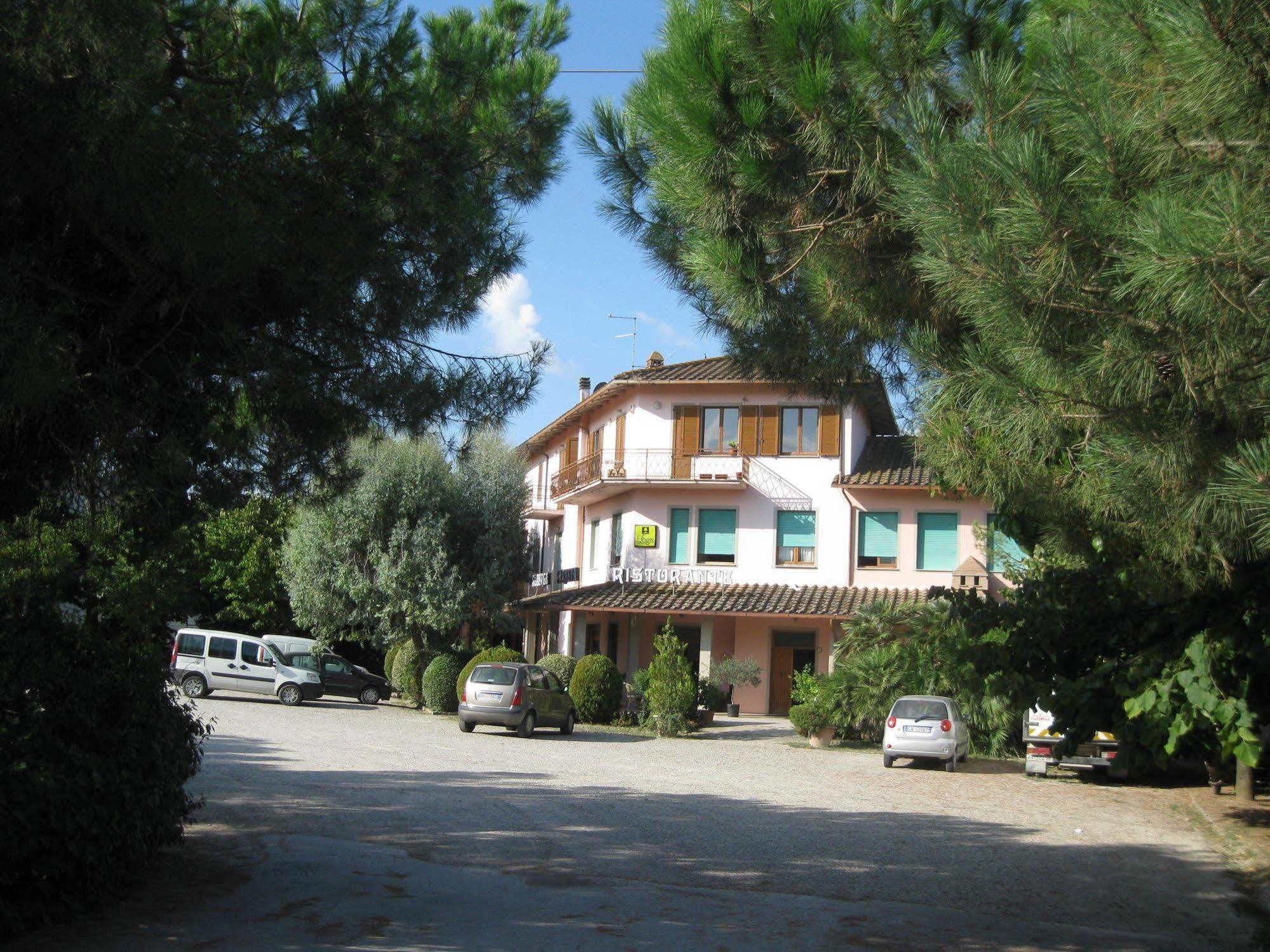 Hotel Ristorante Farneta Κορτόνα Εξωτερικό φωτογραφία