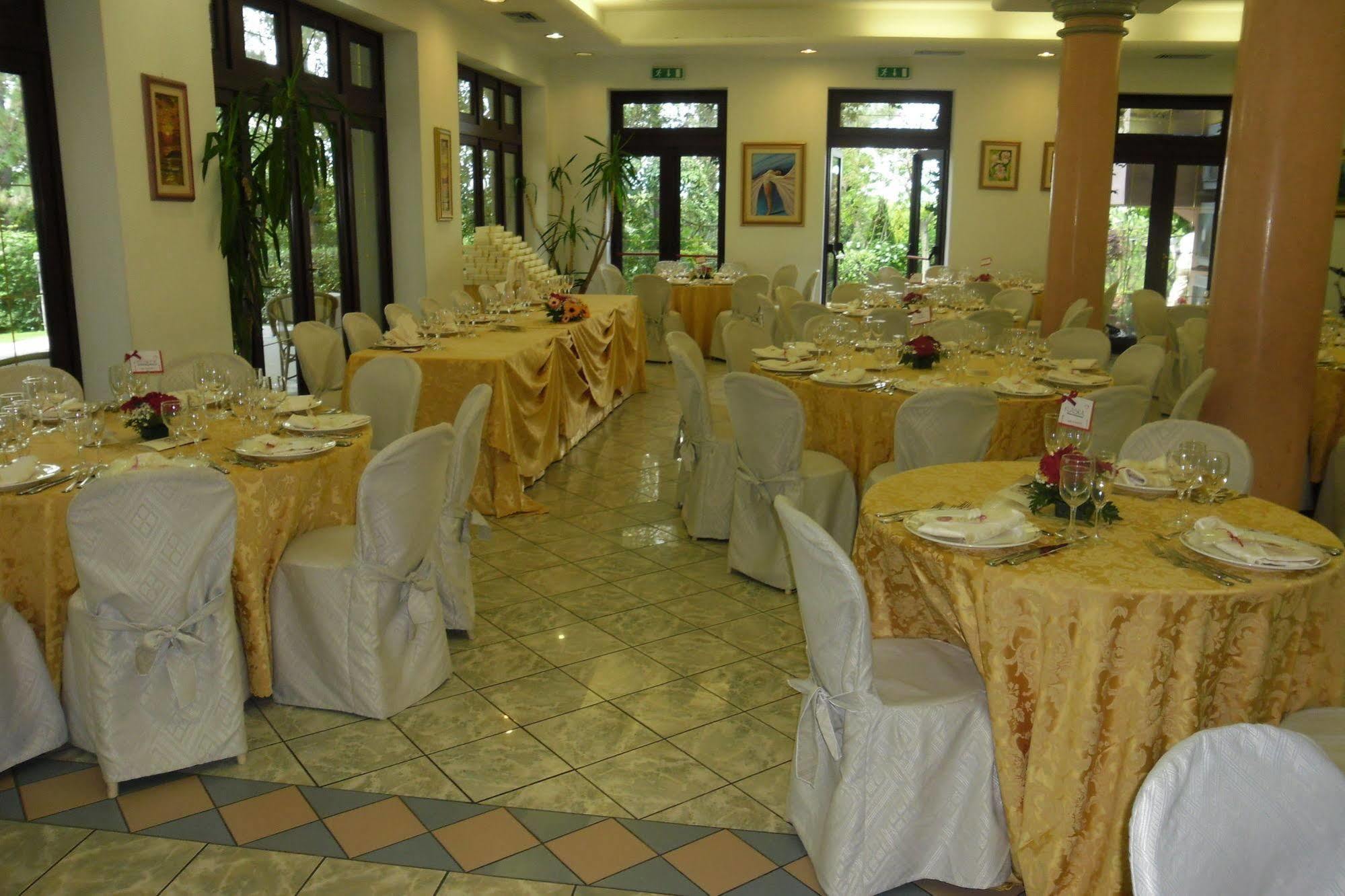 Hotel Ristorante Farneta Κορτόνα Εξωτερικό φωτογραφία