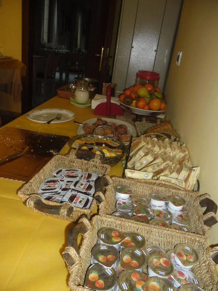 Hotel Ristorante Farneta Κορτόνα Εξωτερικό φωτογραφία