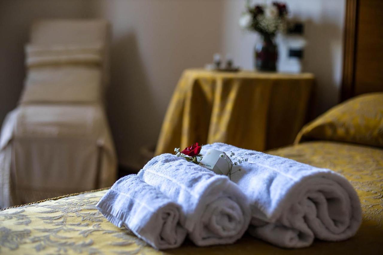 Hotel Ristorante Farneta Κορτόνα Εξωτερικό φωτογραφία